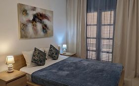 Newly Renovated Modern Apartment In Orlando Complex, Costa Adeje